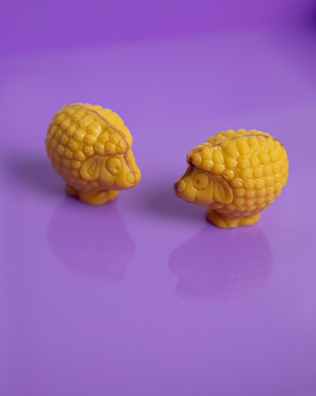 صندوق شوكولاتة حرفي من تصميم الأغنام