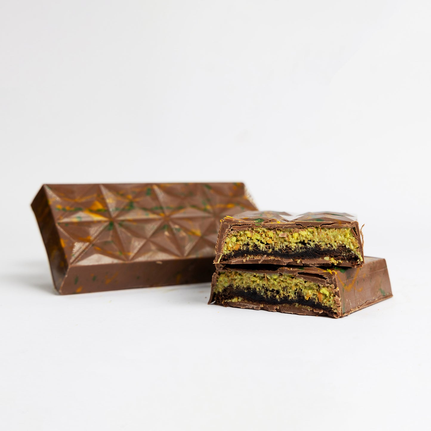 بار براوني الكنافة بالفستق